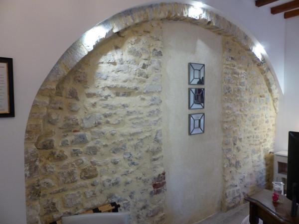 Chambre d'hôtes Logis de Saint Jean : photo 3 de la chambre chambre lit queen-size 