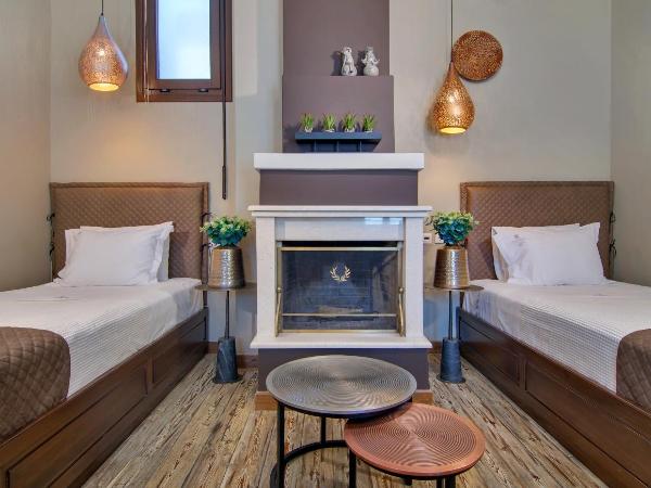 Frontzu Politia : photo 3 de la chambre chambre lits jumeaux avec cheminée