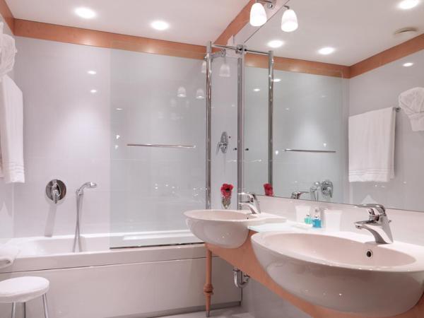 Hotel Spadari Al Duomo : photo 6 de la chambre chambre double ou lits jumeaux deluxe - vue sur ville