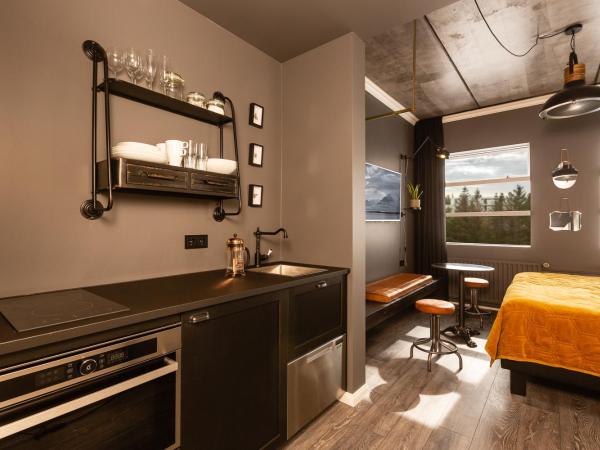 R13 - A Townhouse Hotel : photo 9 de la chambre studio deluxe - dernier Étage