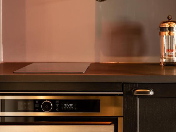 R13 - A Townhouse Hotel : photo 10 de la chambre studio deluxe - dernier Étage