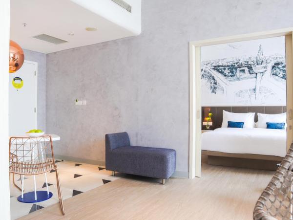 YELLO Hotel Harmoni : photo 3 de la chambre yello family suite room