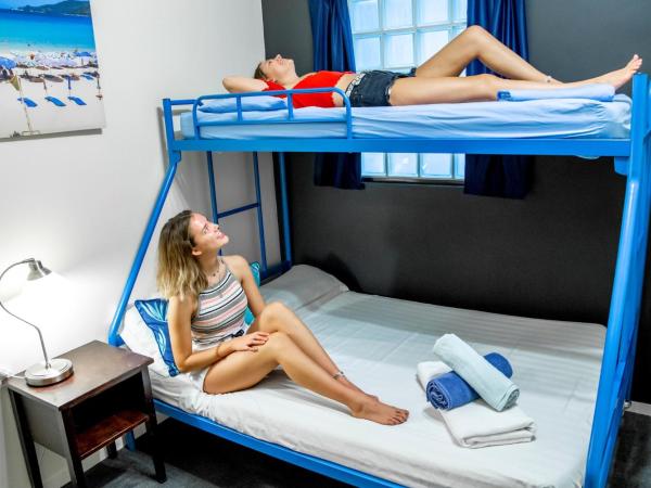 Chill Backpackers : photo 1 de la chambre bed in 3 bed mixed dormitory room with shared bathroom