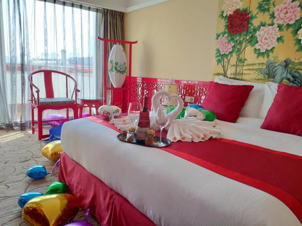 Hotel Riviera Macau : photo 4 de la chambre chambre double - vue sur mer