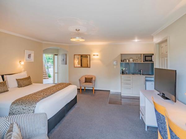 Silver Fern Rotorua Suites & Spa : photo 10 de la chambre studio exécutif avec piscine spa