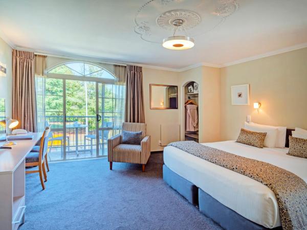 Silver Fern Rotorua Suites & Spa : photo 4 de la chambre studio exécutif avec piscine spa