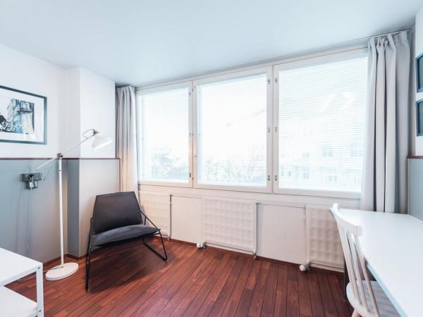 Forenom Aparthotel Helsinki Kamppi - contactless check-in : photo 2 de la chambre chambre triple standard