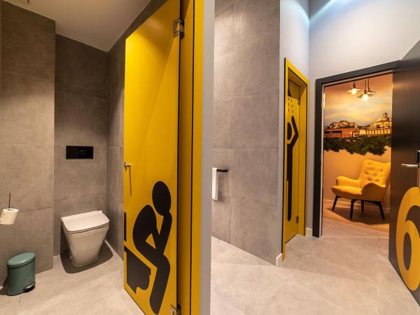 Petit Hostel La Latina : photo 7 de la chambre lit dans dortoir mixte de 8 lits