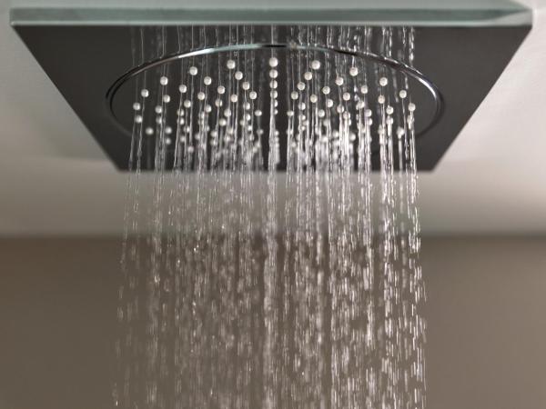 YOTEL Amsterdam : photo 4 de la chambre hébergement lit queen-size premium