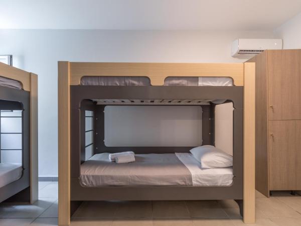 Local Hostel & Suites : photo 6 de la chambre private dorm of 4