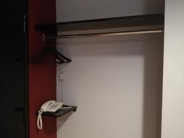 Grandpa Hotel : photo 4 de la chambre chambre de luxe sans fenêtre