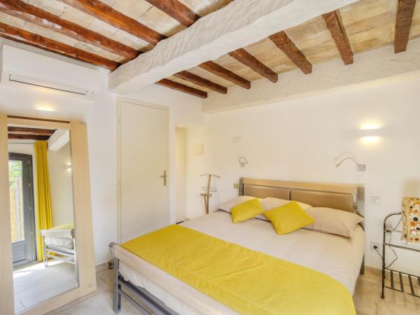 Le Refuge - Gigaro Lodges : photo 5 de la chambre chambre lit king-size