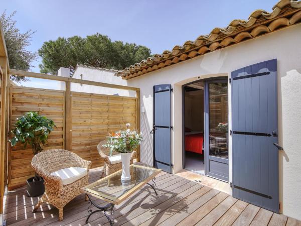 Le Refuge - Gigaro Lodges : photo 6 de la chambre chambre lit king-size