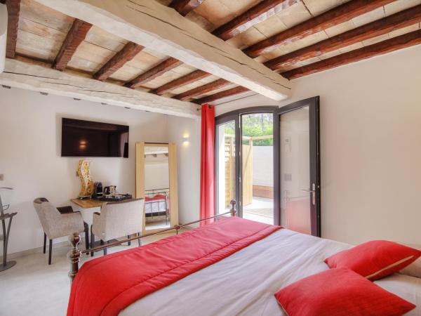 Le Refuge - Gigaro Lodges : photo 3 de la chambre chambre lit king-size