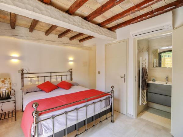 Le Refuge - Gigaro Lodges : photo 4 de la chambre chambre lit king-size