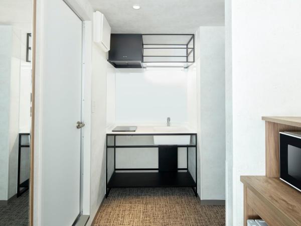 HOTEL MYSTAYS Kiyosumi Shirakawa : photo 3 de la chambre standard queen room with kitchen - smoking - house keeping is optional with additional cost