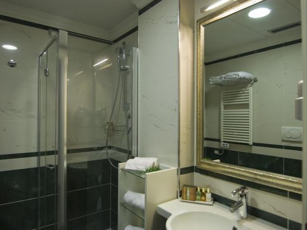 JR Hotels Oriente Bari : photo 3 de la chambre chambre double ou lits jumeaux confort 