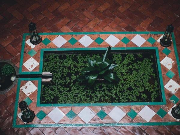 Hotel Casa Morisca : photo 10 de la chambre chambre double ou lits jumeaux supérieure - vue latérale sur alhambra