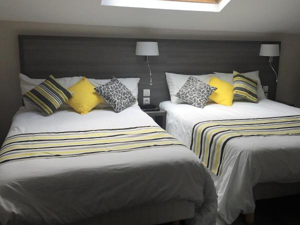 Hôtel de L'Avenue : photo 4 de la chambre chambre double supérieure avec deux lits doubles