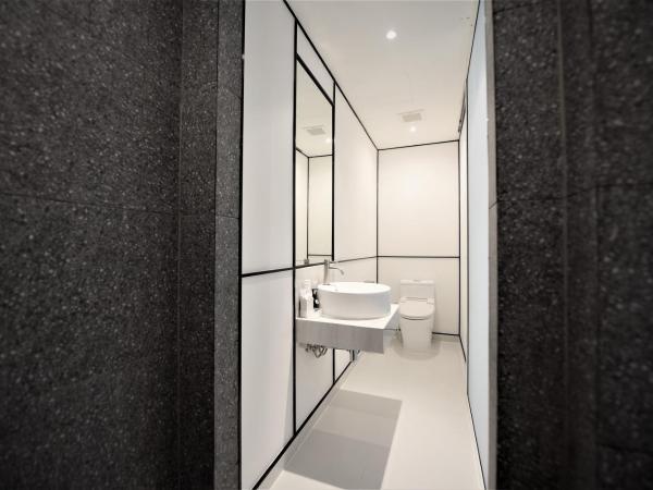 K Maison Lanna Boutique Hotel-SHA Plus Certified : photo 5 de la chambre chambre de luxe siam