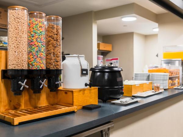 HI New Orleans Hostel : photo 8 de la chambre lit dans dortoir pour hommes de 8 lits