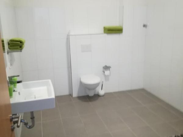 Jura Hotel : photo 6 de la chambre chambre familiale avec terrasse 