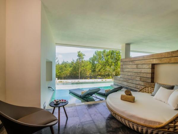 Atelier Playa Mujeres- Adults Only - All Inclusive Resort : photo 3 de la chambre suite lit king-size junior inspira avec accès direct à la piscine