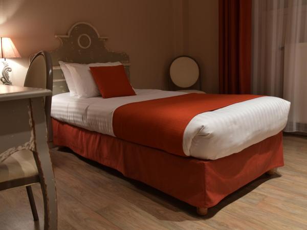 Hôtel Le Transatlantique - Lycée Hôtelier La Rochelle : photo 7 de la chambre chambre simple