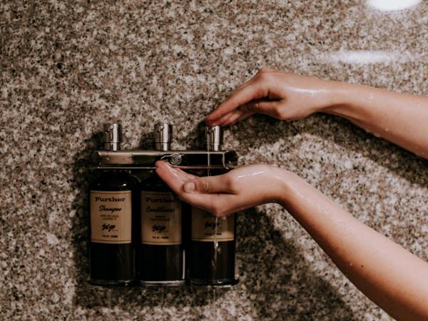 SCP Colorado Springs Hotel : photo 2 de la chambre chambre lit king-size avec entrée extérieure - sans vue