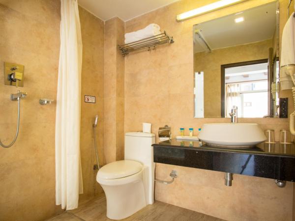 Hotel Moonlight : photo 3 de la chambre deluxe double room with 24 hours check-in, 20% off on first spa treatment & one-way complimentary airport transfer