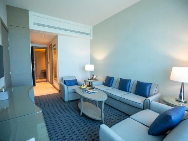 Gulf Inn Hotel Al Nasr Formerly Roda Links Al Nasr : photo 3 de la chambre suite premium lit king-size