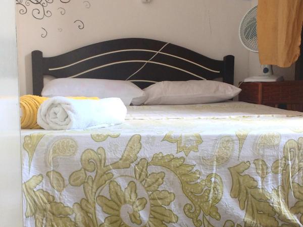 Hostel Torre Bahia : photo 9 de la chambre petite chambre simple