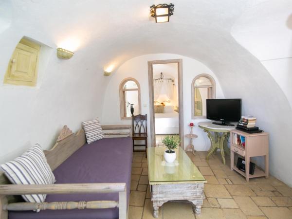 Alexander's Suites : photo 2 de la chambre suite supérieure avec vue sur la caldeira