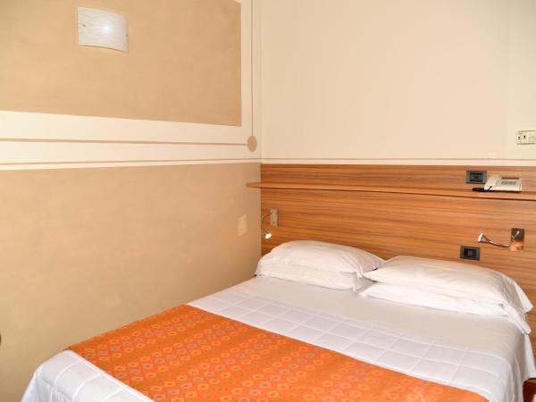 Hotel Amadeus E Teatro : photo 4 de la chambre chambre double