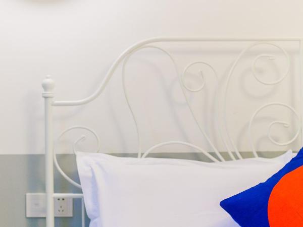 HOME++ Xi'an : photo 7 de la chambre deluxe room with private bathroom - love letter 