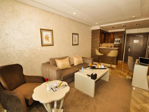 Suite Hotel Casa Diamond : photo 8 de la chambre suite junior standard lit king-size