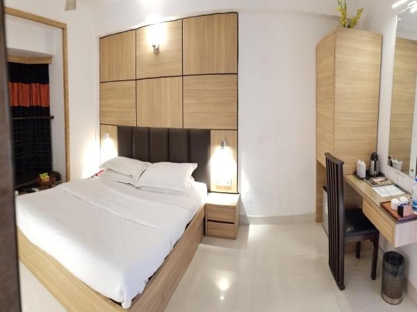 Roland Hotel : photo 9 de la chambre premier room with bay window seating