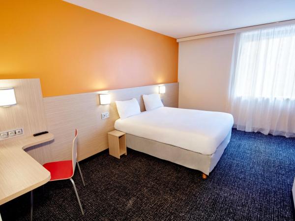 Premiere Classe Clermont Ferrand Centre : photo 8 de la chambre chambre double standard