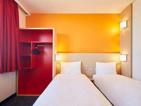 Premiere Classe Clermont Ferrand Centre : photo 5 de la chambre chambre lits jumeaux standard