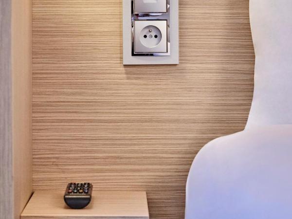 Premiere Classe Clermont Ferrand Centre : photo 1 de la chambre chambre double standard