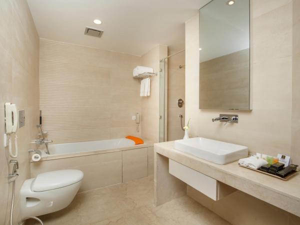 Akama Hotel Ltd : photo 6 de la chambre suite familiale