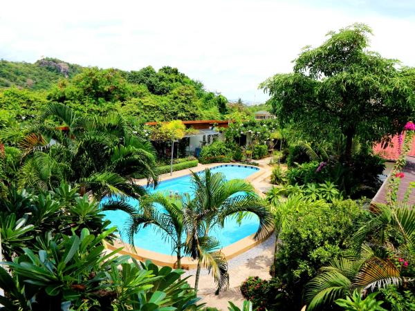 Baan Sabaaidee - Adult Friendly : photo 1 de la chambre chambre double confort avec balcon