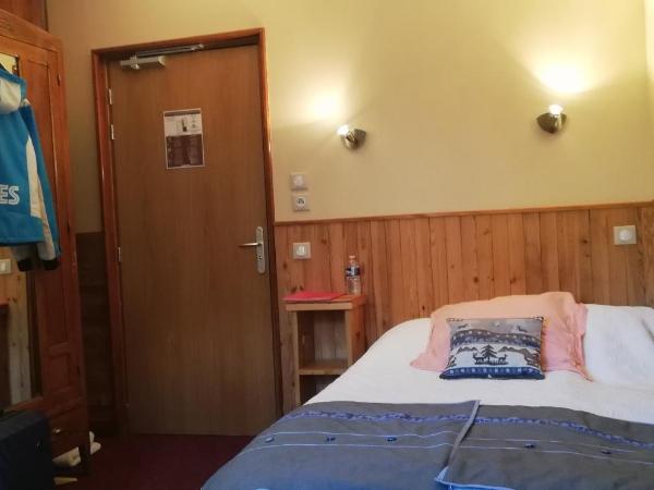 Le Dôme : photo 4 de la chambre chambre simple standard avec douche