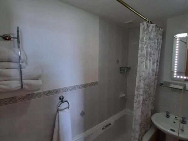 Cherry Blossom Inn : photo 1 de la chambre chambre double