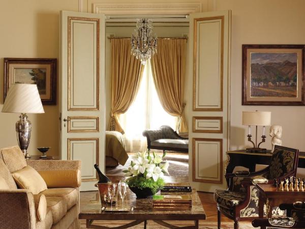 Four Seasons Hotel Buenos Aires : photo 2 de la chambre suite présidentielle demeure de caractère lit king-size 