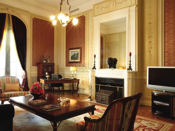 Four Seasons Hotel Buenos Aires : photo 1 de la chambre suite royale demeure de caractère lit king-size