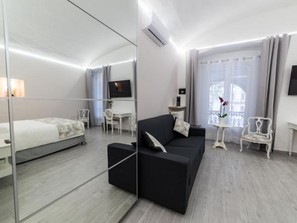 Re Vittorio : photo 10 de la chambre grande chambre double