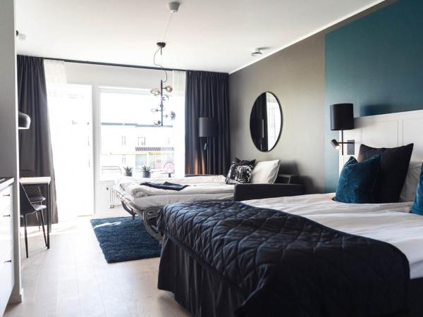 Sky Hotel City Apartments : photo 9 de la chambre studio double avec canapé-lit