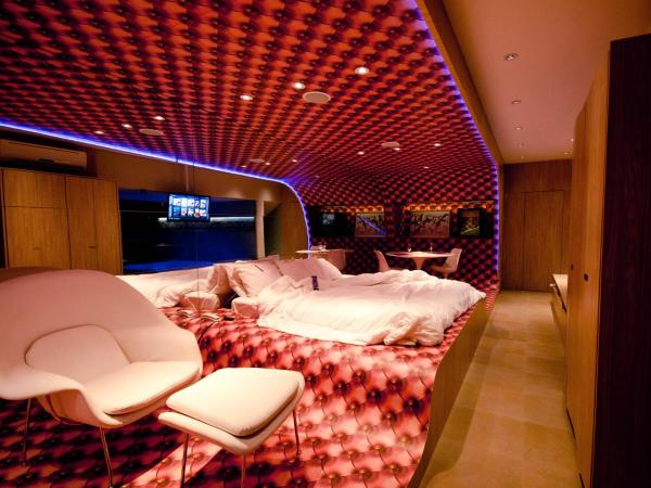 Lush Motel Ipiranga : photo 10 de la chambre chambre lit king-size supérieure