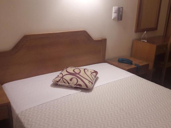 Hotel Alicante Lisboa : photo 5 de la chambre chambre double